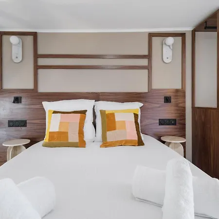 Poeticstay - Grands Boulevards *