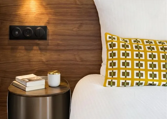 Poeticstay - Grands Boulevards Apartment
