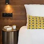 Poeticstay - Grands Boulevards Apartament