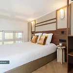 Apartament Poeticstay - Grands Boulevards Paryż