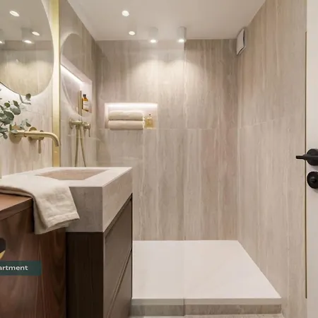 Poeticstay - Grands Boulevards